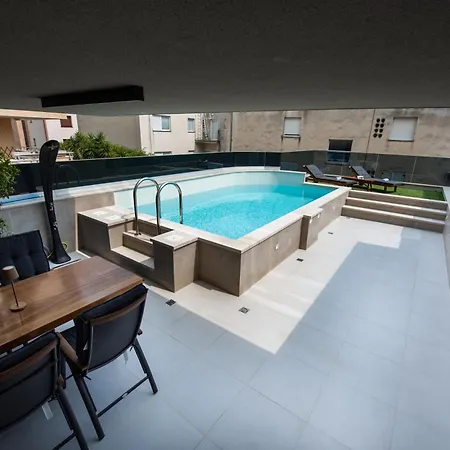 Lägenhet Luxury Maria With Private Pool Split